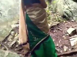 bhabhi ko pahado pe le ja kr sex kiya (audio)