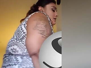 Puerto Rican BBW MILF rode a catch nut out
