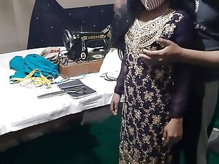 Alter ne Bhabhi ka naap lete lete Bhabhi ko hi chod dala,desi housewife fucked hard by Alter take clear hindi audio