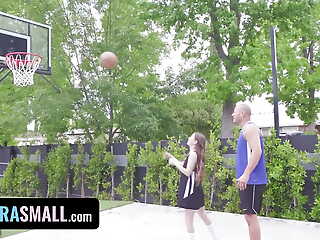 Hot Babe With On the level Hairy Pussy Gets The brush Pussy Filled Up By The brush Basketball Coach - Exxxtra Small