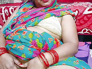 Mother-in-law had sex with the brush son-in-law when she was not at home indian desi mother in law ki chudai