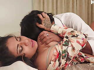 18 Years old Big Boobs Well done Desi Girl Fucked by Guy in Hindi Audio