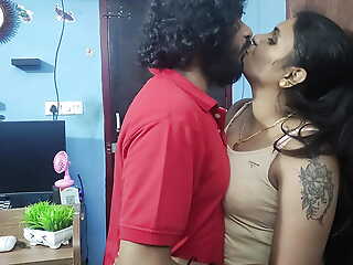 Vaihnavy and Sharun Raj lip lock, Hot indian couple lip lock romance, Mallu couple hot lip lock romance, Indian couples lip kiss