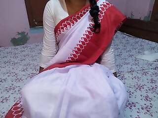 Indian Desi18+ School Girl Get Ready For School Stance Wearing Saree (Hindi Audio Viral MMS)