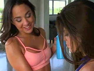 (Stacey Levine &_ Amara Romani) Teen Hot Lesbians Girls In Sex Act On Cam vid-28